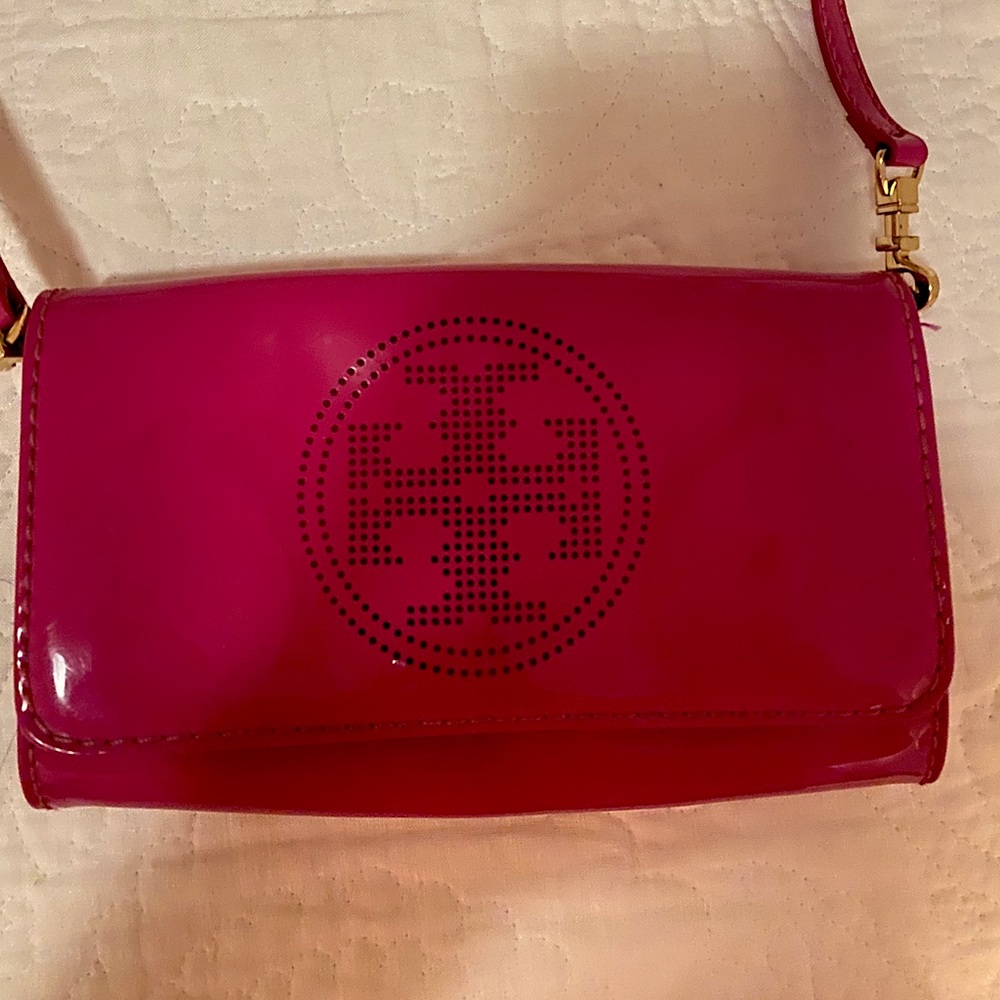 Hot pink tori burch crossbody